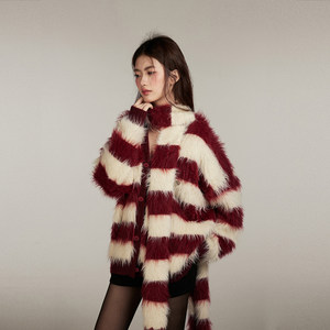 
[Close store clearance] KeepBlue red striped scarf sweater women's long hair knitted cardigan thick fur coat