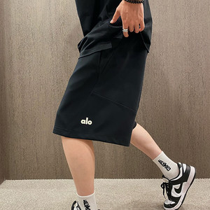 
MXD UGLY2025 new trendy embroidered logo casual shorts men loose straight breathable casual five-point pants