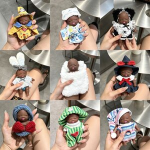 
Uncle Cai's same style Natasha clothes doll genuine little black doll doll 14cm doll clothes underwear