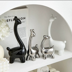 A Family of Three, Xiaolu Home Decor Accessories, Light Luxury, High-End, Sophisticated, Niche Living Room Tv Cabinet, Wine Cabinet Decoration