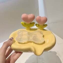 Light luxury ceramic soap box household bathroom high-end soap box drains without water accumulation storage rack soap dish