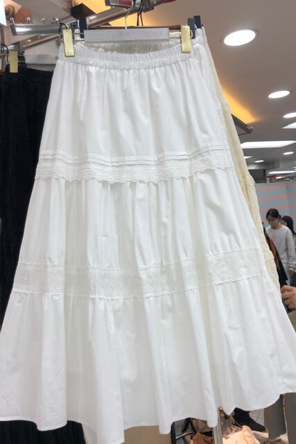 Little white skirt sweet and age-reducing French white lace skirt for women spring and autumn mid-length cake skirt A-line skirt