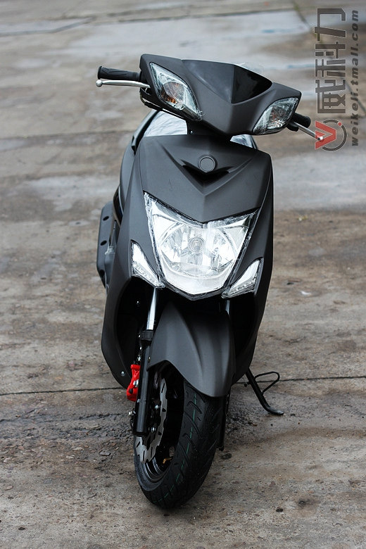 三代目新劲战踏板车 林海125cc四气门 林海极光 液晶仪表 特价