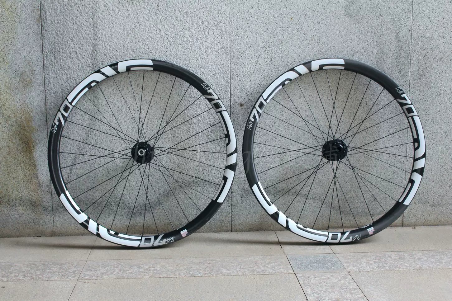 Chris King Enve M60 Carbon Wheels ENVE M70碳纖維車圈Boost規格山地車碟