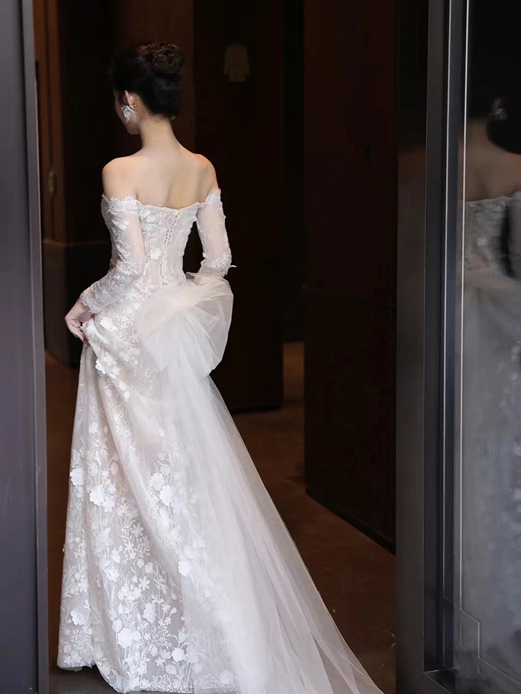 Abito Nuziale Le Fate Abiti Da Sposa Abito Da Sposa In Pizzo