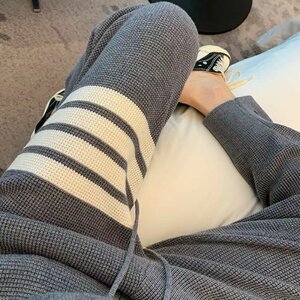 Waffle sweatpants 2022 autumn and winter new TB trendy four-bar loose trousers plus velvet ties hoodies men and women
