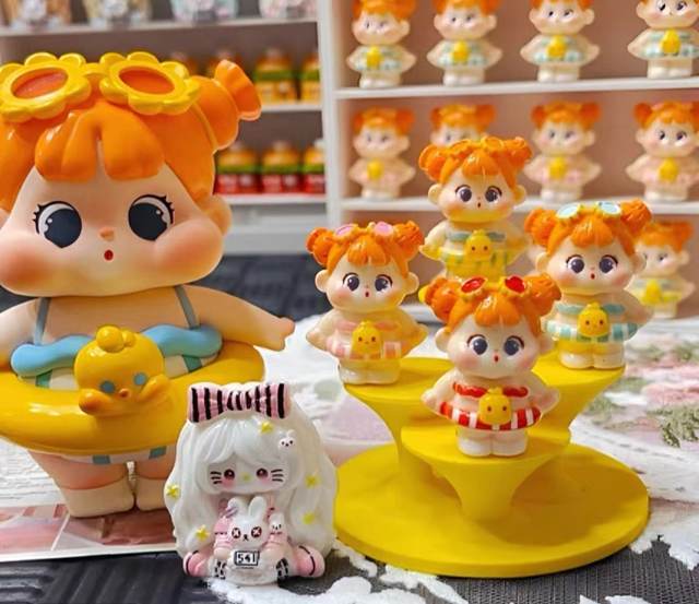 
Customized generation swimming ring hand-painted qq girl simulated food play miniature resin accessories cream glue material ornament handmade