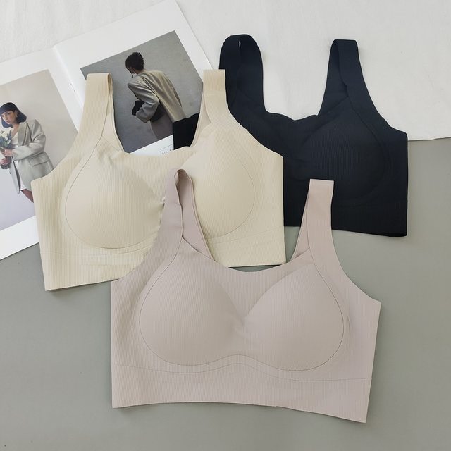 Medium-sized, large-size, traceless, comfortable, nude, sports underwear for women, fixed cup, no steel ring, wide shoulder strap, anti-exposure bra