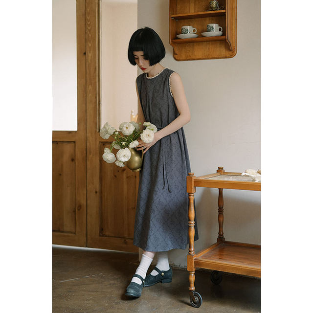 However, Japanese style original retro sleeveless French rose gray ...