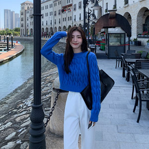
MULVAN [30% off in stock] Blue short twist sweater for women, high-end, loose retro pullover top