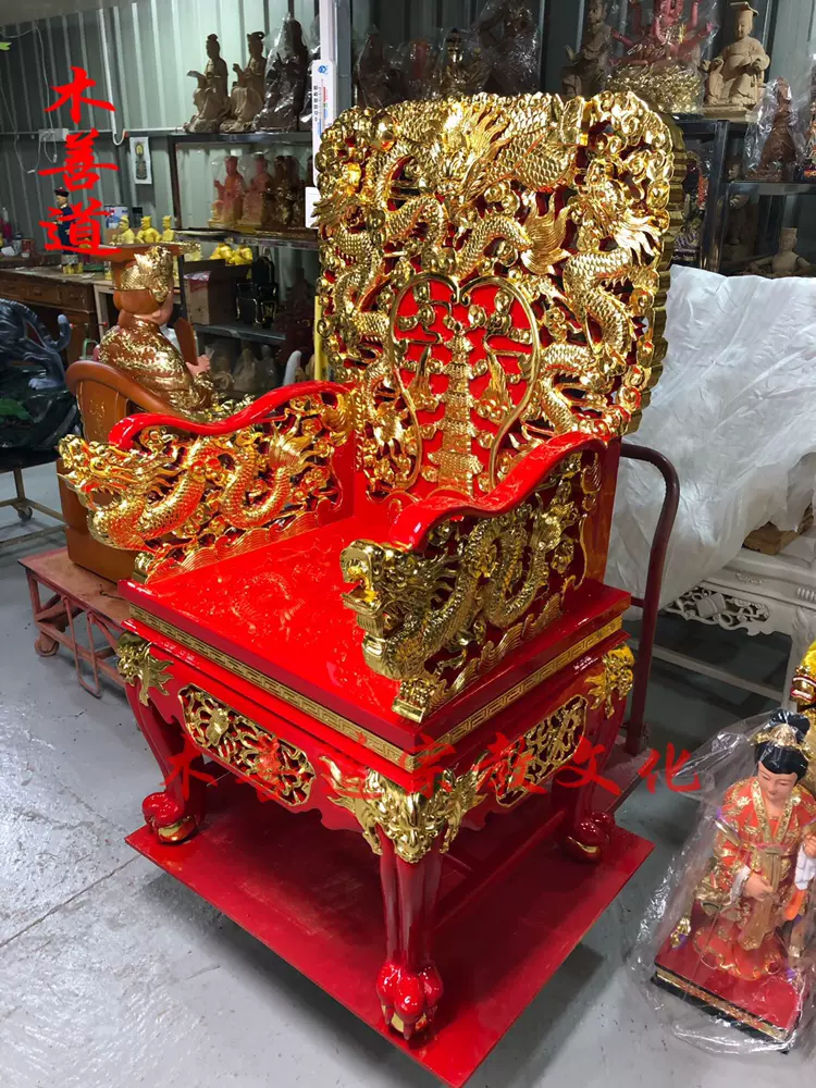 龍の木彫り彫刻 椅子 数年前、高石市北新町のだんじりの欄干に掛ける椅子の彫刻を依頼