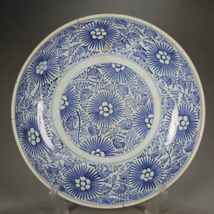 清代雍正青花瓷菊花纹大盘老锔瓷景德镇老瓷器摆件艺术收藏