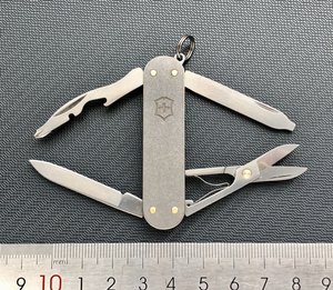 Ultra -Light and Ultra -thin TC4 Titanium Titanium Club Victorino 58mm Swiss Army Knife 0.6363 Xiaoyao School
