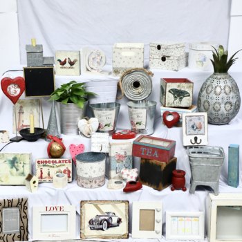 
Collection of unique items at special price - American country style home accessories, iron art, wooden distressed gardening groceries and accessories