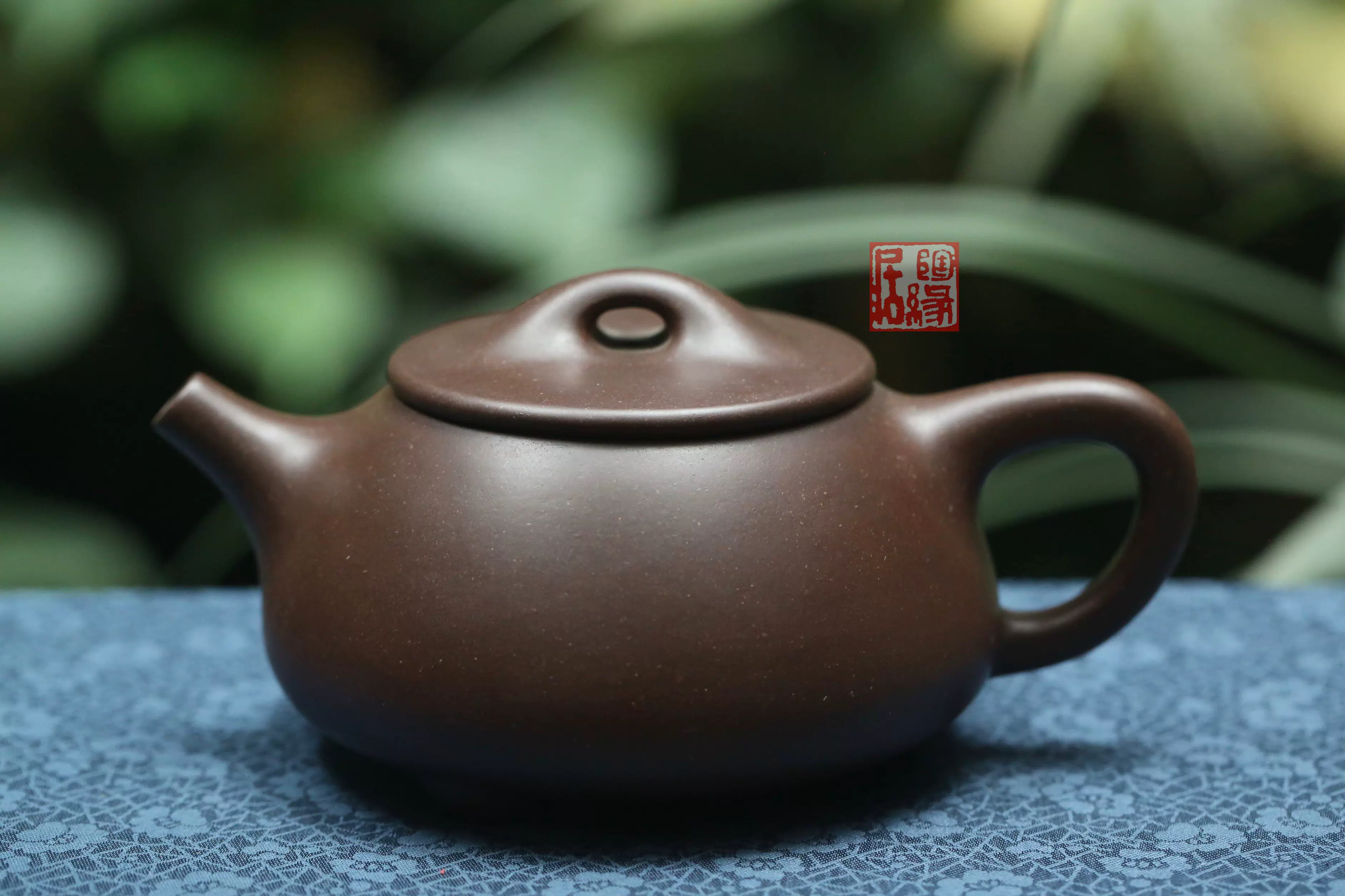 中国宜興紫砂壺 聽壺】中國宜興紫砂壺宜興一廠國家級工藝美術員王蘭琴《高風亮節