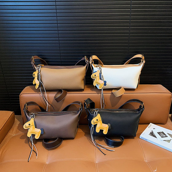 
Fashionable litchi crossbody bag niche retro texture wide shoulder strap large capacity solid color trendy fashion casual shoulder bag