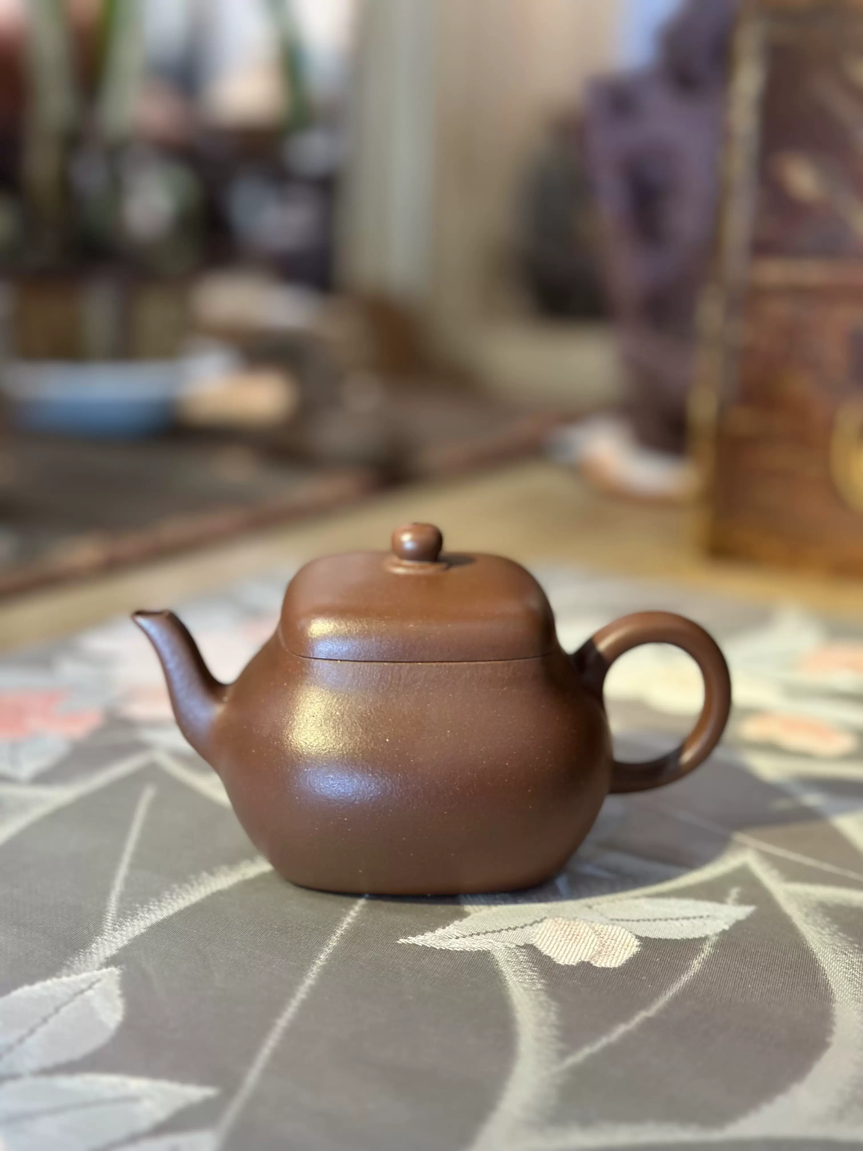 紫砂壺 宜兴原矿老紫泥手工紫砂壶200cc纯手工方器傅贤强作品