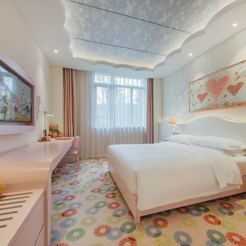 安吉银润小镇雷迪森酒店1晚+HelloKitty凯特猫乐园门票两日无限玩