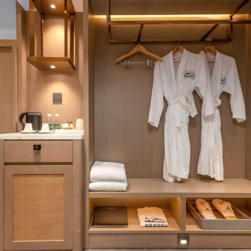 桂林漓境度假酒店(阳朔西街店)静享 · 高级大床房2天1晚+山水园门票