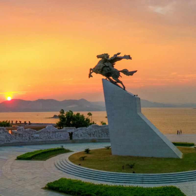 防城港东兴一日游中越边境纯玩/东兴口岸/纯玩含中餐/2人起拍