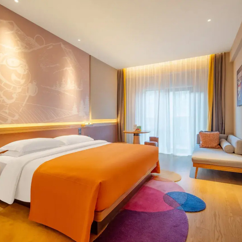 【滑雪】张家口四钻富龙风铃乐谷焕活酒店3天2晚含双早+富龙全天滑雪票双人票