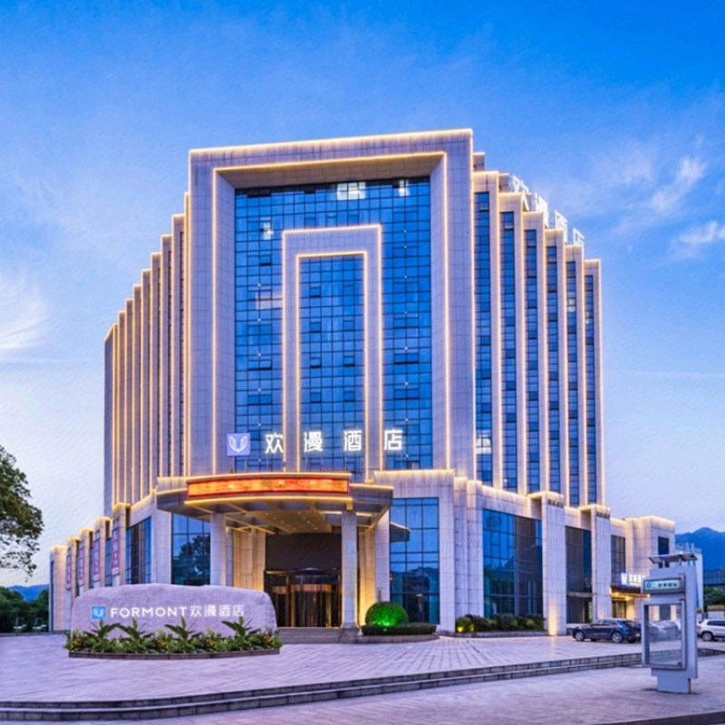 郴州四钻酒店住宿一晚+4张门票+双人早餐【自驾优选】 - 定制游预订