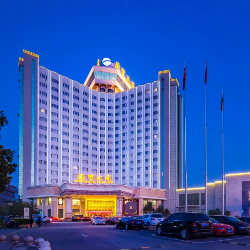 【圣诞不加价】横店影视城国贸大厦清明上河图店+横店影视城3日套票演艺秀秦王宫梦幻谷