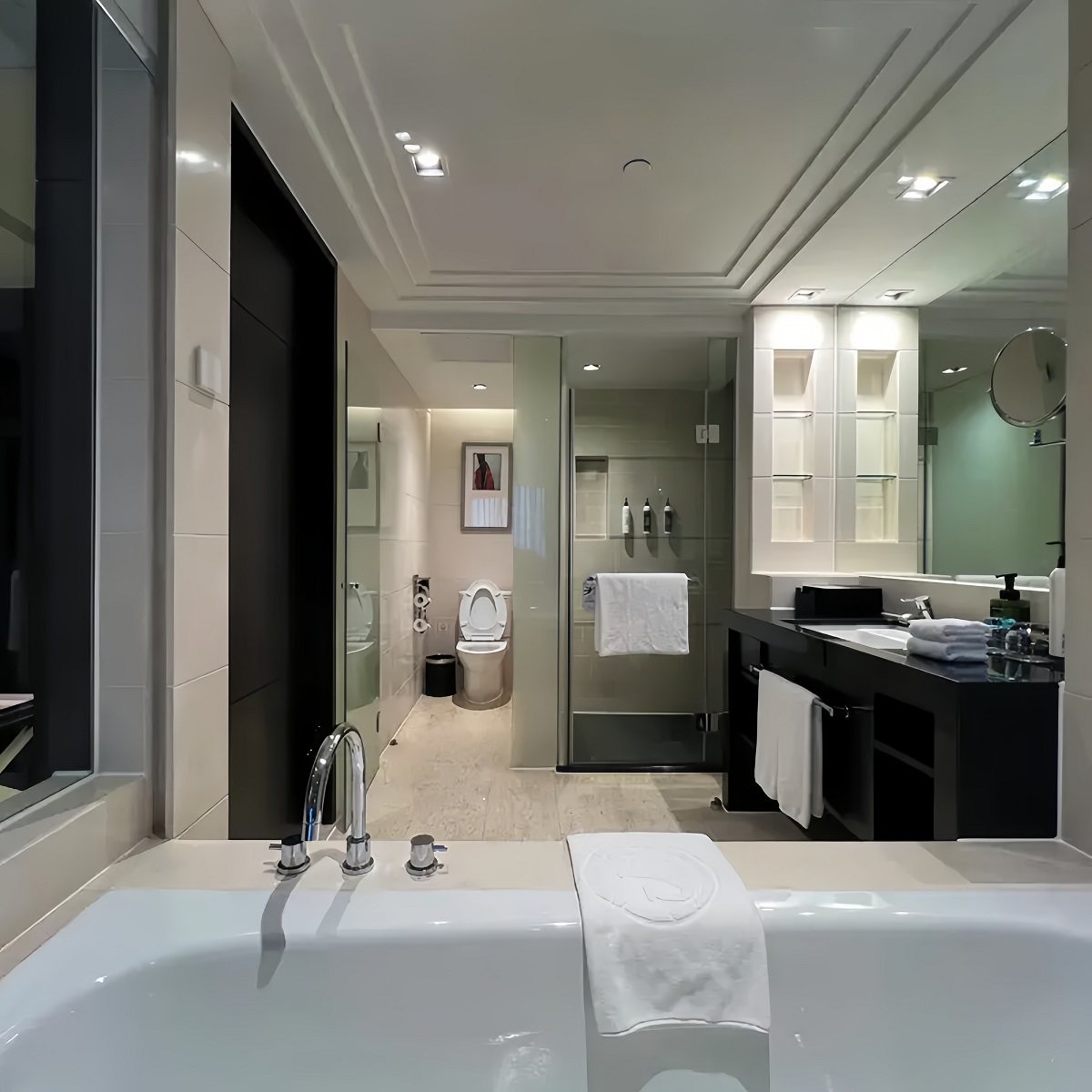 厦门瑞颐酒店2天1晚丨尊贵鼓浪屿海景双床房/行政城景套房 双早丨鼓浪屿船票2张