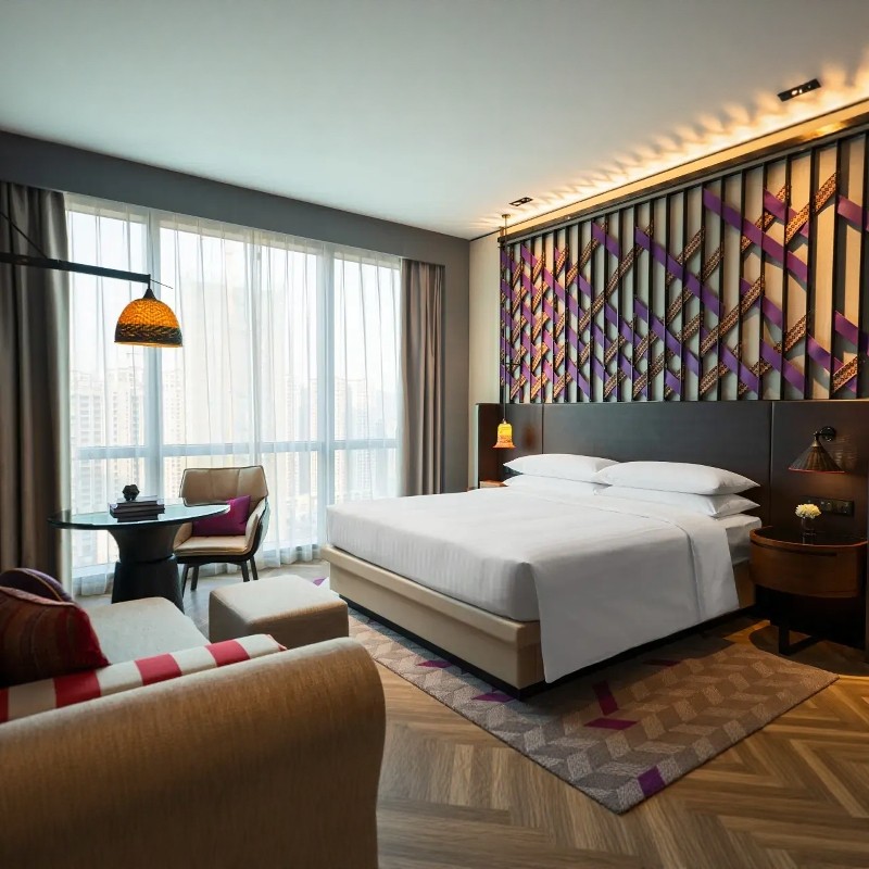 【宿万丽周末不加价】3天2晚南宁万丽酒店+青秀山/南宁动物园/南宁极地海洋世界景随选