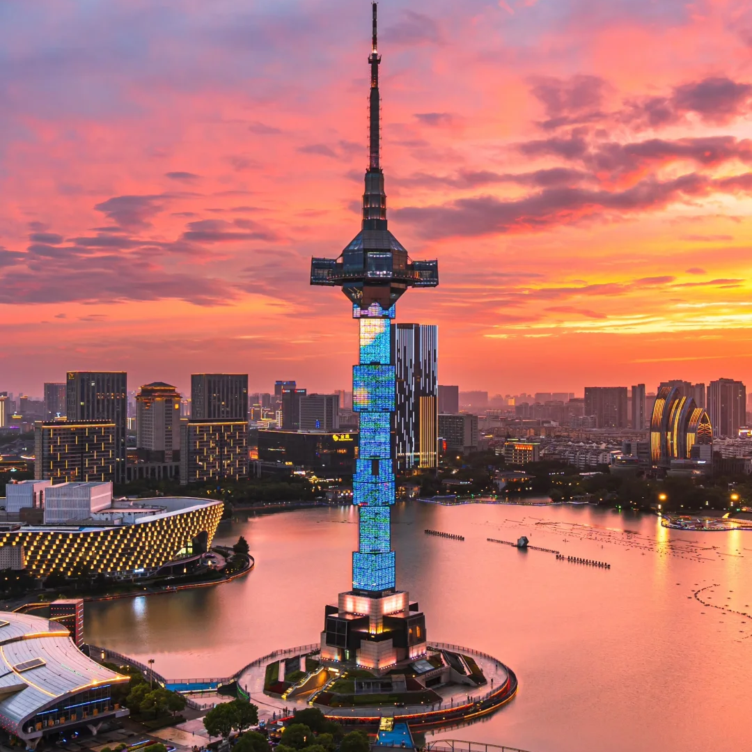 盐城大洋湾希尔顿逸林酒店住宿+中华麋鹿园成人门票