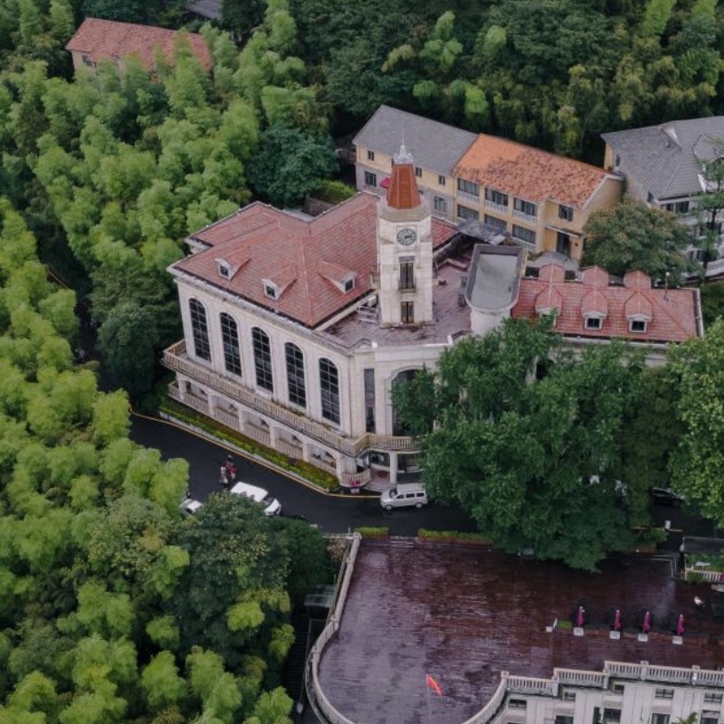【可开车上山】景区内莫干山芦花荡饭店+双人莫干山风景区2日票+下午茶