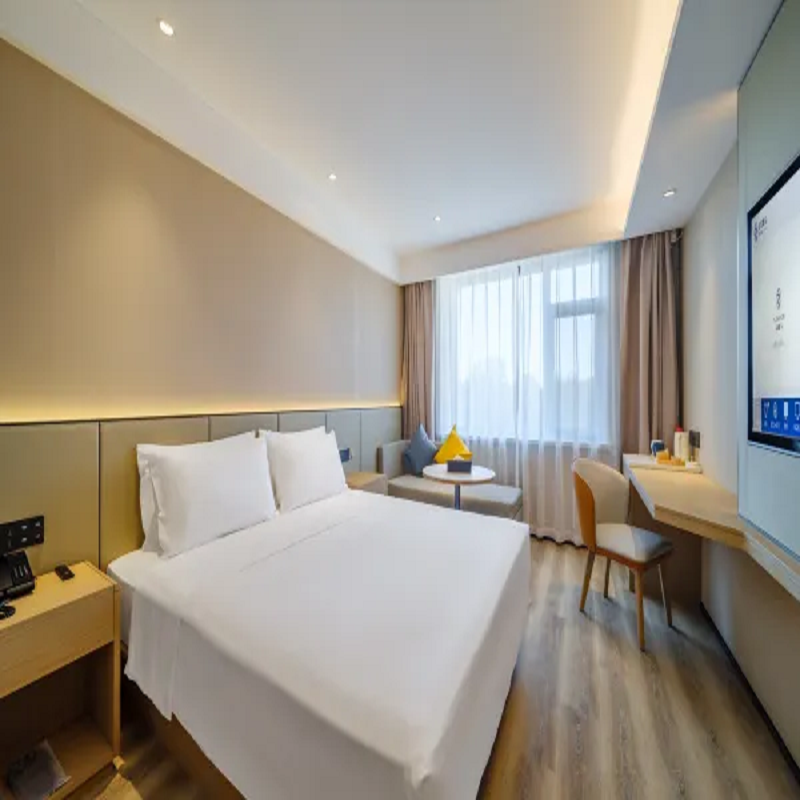 赤峰乌兰布统自由行2天1晚 星程酒店(赤峰克什克腾旗乌兰布统景区店)+鄂温克门票