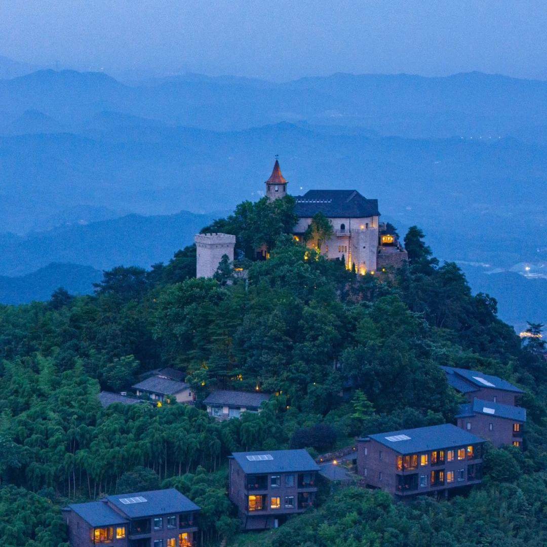 【买1送1】太湖喜来登1晚+莫干山天籁之梦1晚+双早+温泉+景区