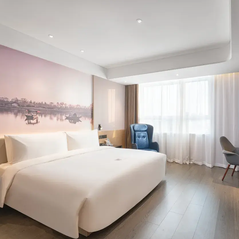 【乐享】西安融创文旅城高端酒店2天1晚高级大床房+单人热雪奇迹全天不限时娱雪滑雪