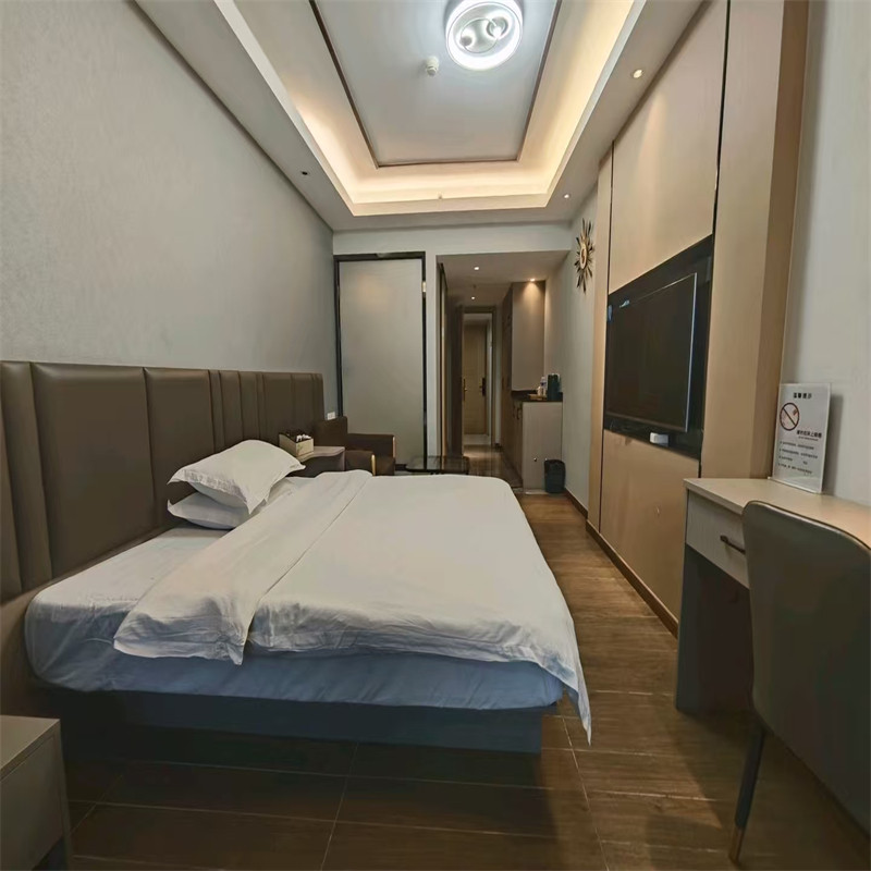 广州金叶子温泉二期/三期公寓住1晚+2人早餐+2人森林海戏水乐园门票