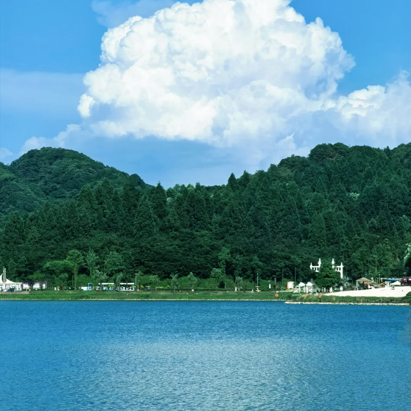 【2大1小】名湖大酒店2天1晚+南天湖+雪玉洞+3人早餐