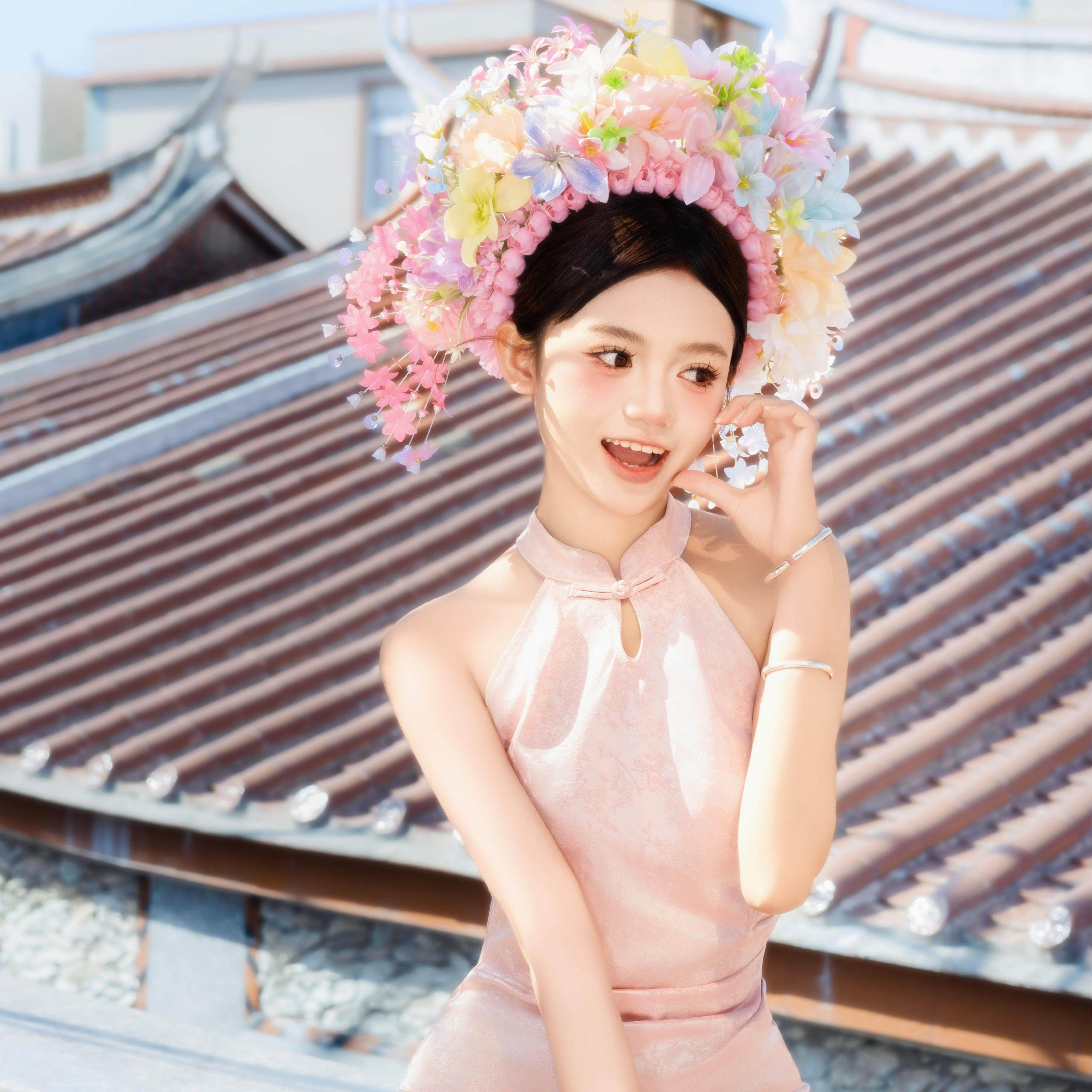 【泉州酒店2晚含双早】 南馨楼豪华商务房+体验泉州古城西街簪花含头饰服装 - 定制游预订