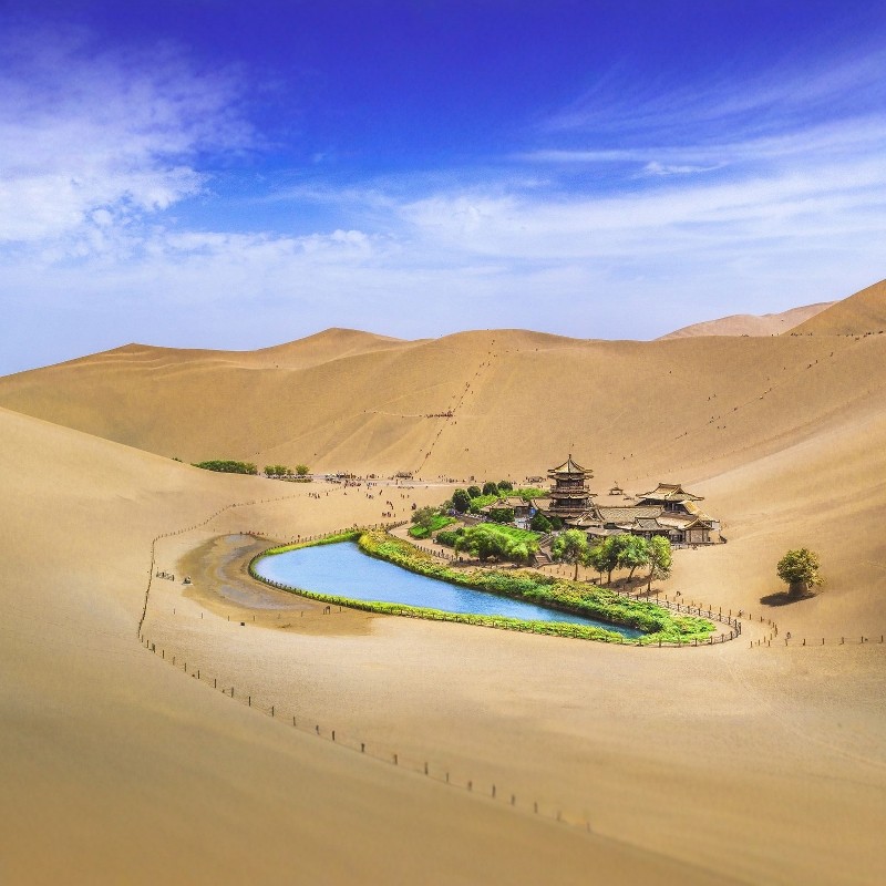 【寒假早鸟】敦煌国际酒店+鸣沙山月牙泉3天2晚自由行