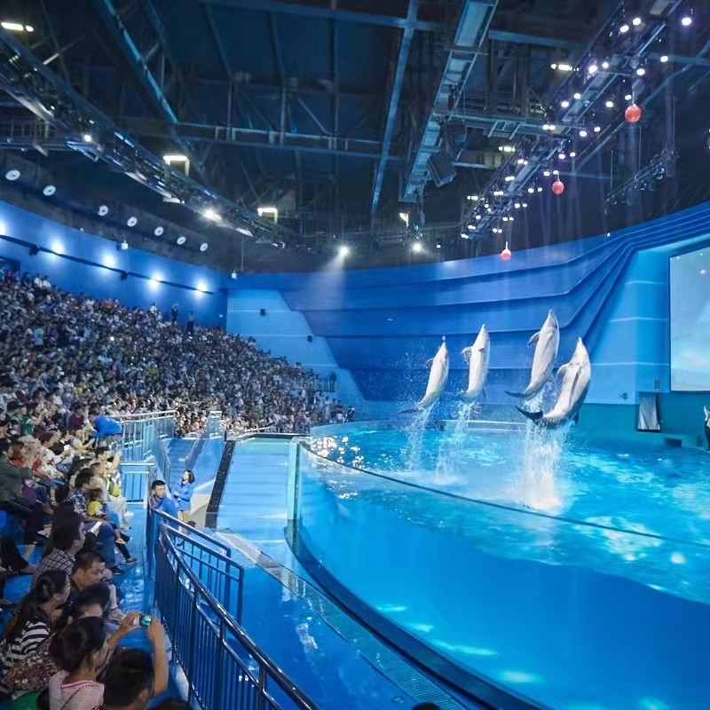 周末不加价+南昌融创美居酒店+2人/2大1小/2小+乐园或海世界+早餐