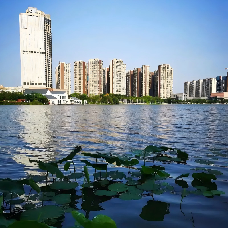 钦州市区连锁酒店住宿+越州天湖成人门票