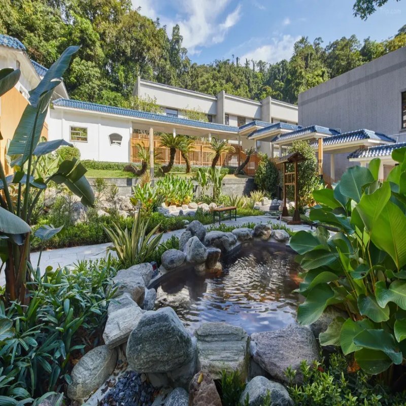 从化广东温泉宾馆2天1晚含自助早餐+自助晚餐+泡兰苑露天温泉白石山生命谷