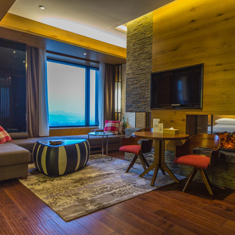 【吉林-松花湖】西武王子大饭店住滑套餐含2大1小雪票+娱雪乐园+雪具