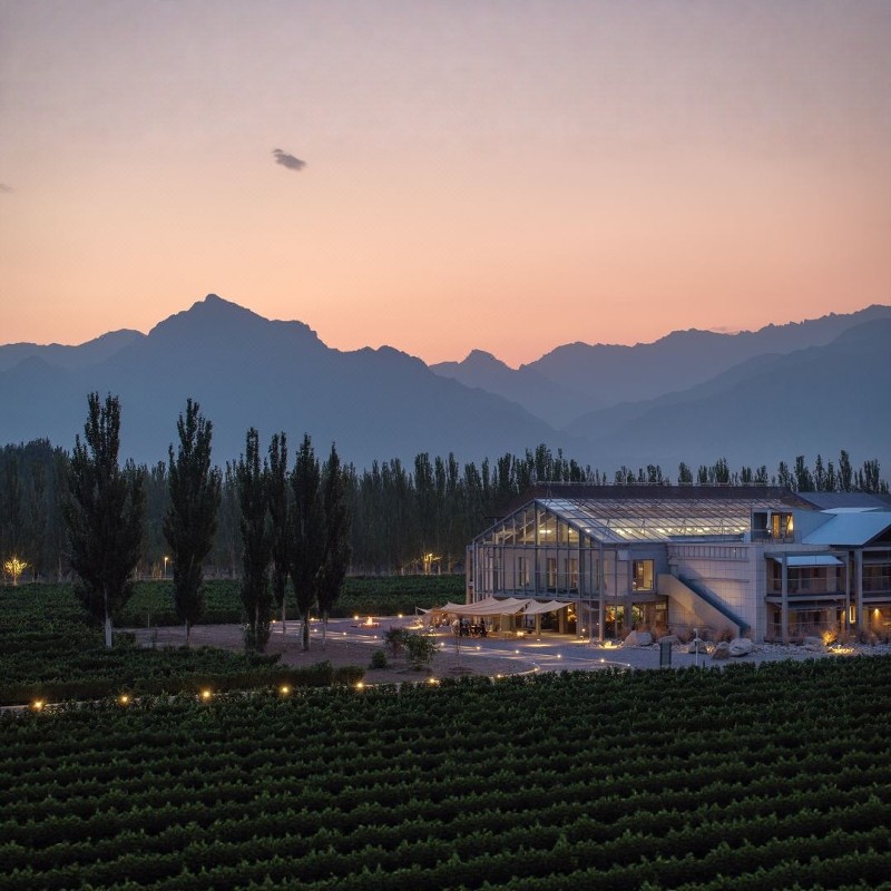 「葡萄美酒西夏陵」2晚宁夏银川大乐之野夏多兰酒庄+西夏陵门票2张