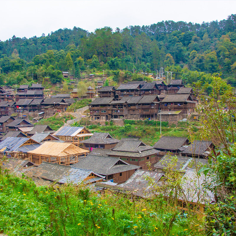 贵州8日旅游贵阳黄果树苗寨小七孔梵净山织金洞万峰林 - 定制游预订