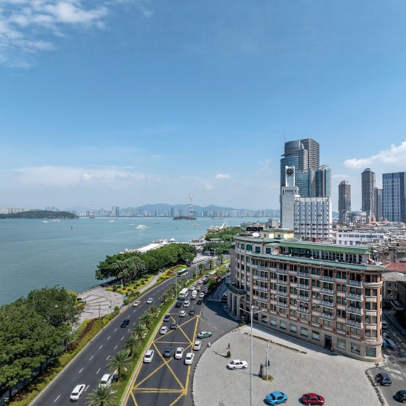 【周末不加价,海边一站式度假】3天2晚福建厦门鹭江宾馆+海底世界 - 定制游预订