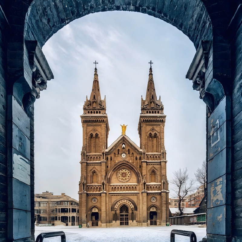 沈阳市区豪华酒店住宿+沈阳方特乐园成人门票 - 定制游预订
