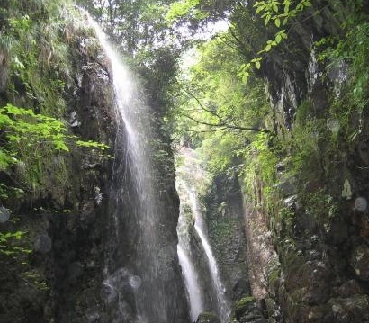 水帘洞图片