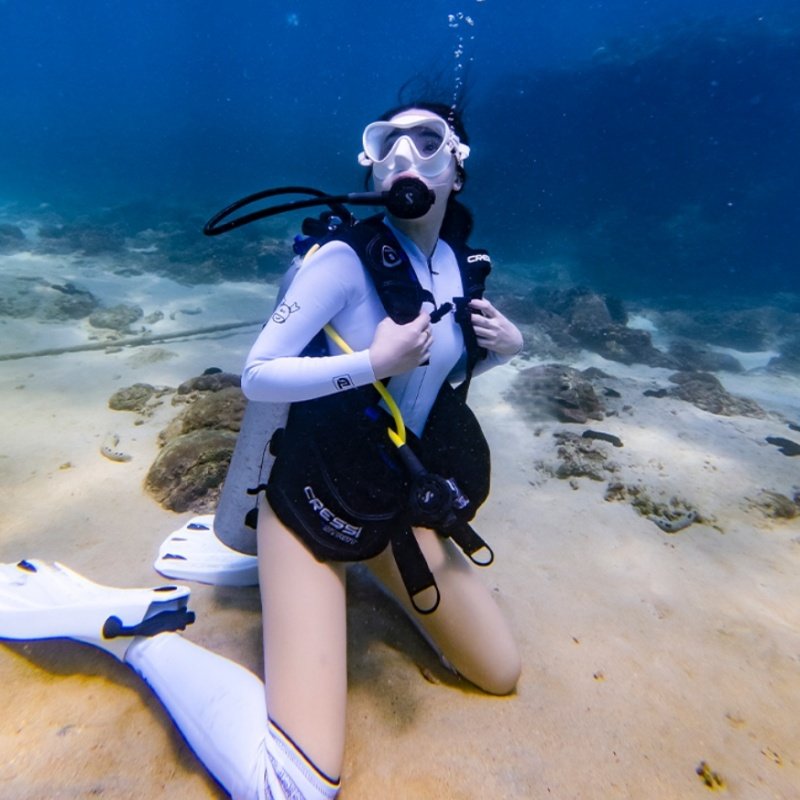 三亚蜈支洲岛极限玩家套票+珊瑚酒店园景房两天一晚