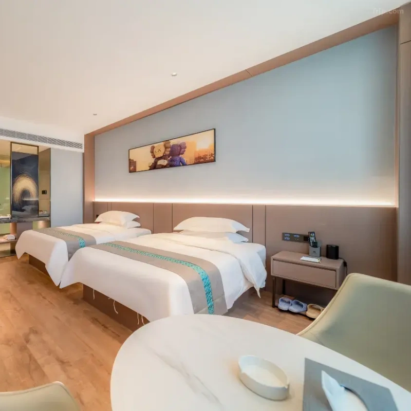 D2天1晚安顺黄果树丰玮大酒店自由行 +安顺蜡染博物馆门票+接机接站服务