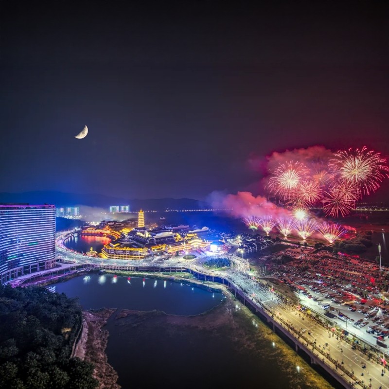 【好价畅玩龙之梦】2天1晚太湖龙之梦雅仕湖畔酒店+动物世界/冰雪小镇/嬉水世界/大马戏